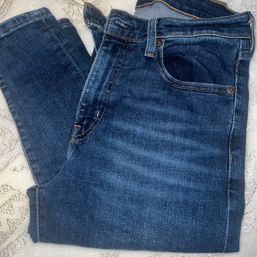 Levi’s high rise skinny jeans